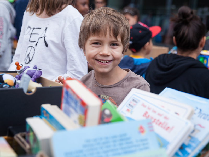 Flohmarkt mit Kindern