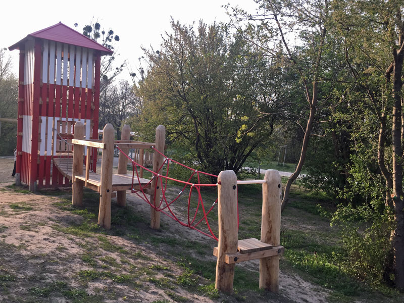 Spielgerät zum Balancieren