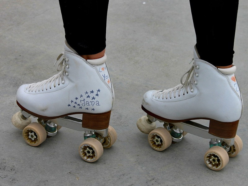 Weiße Rollerskates