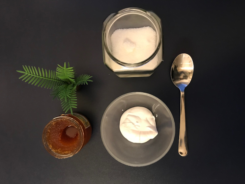 Peeling Zutaten in Schüsseln