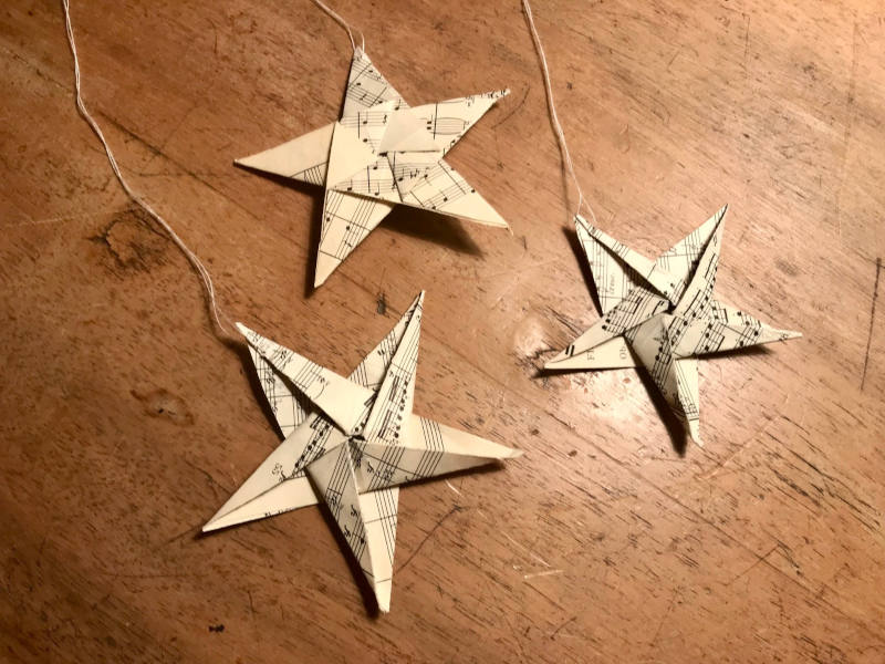 Papiersterne gefaltet