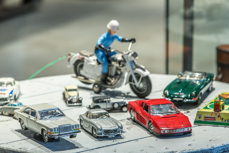 Spielzeug im 48 Tandler, Spielzeugautos im 48 Tandler