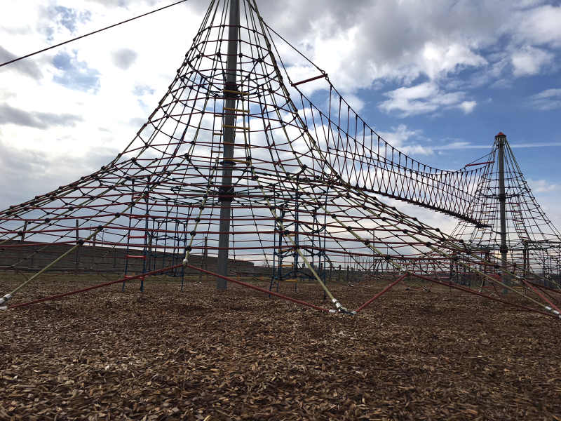 Netzkletterpyramiden