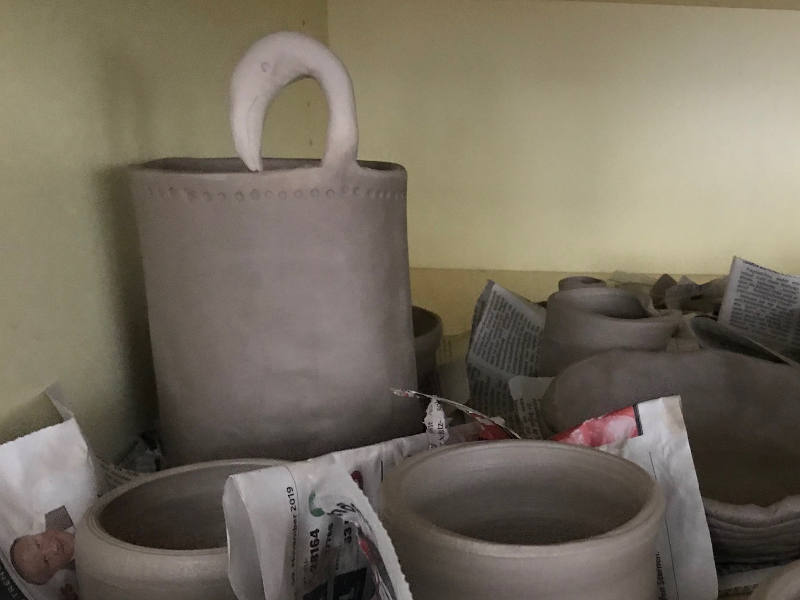 Schwan aus Ton der trocknet