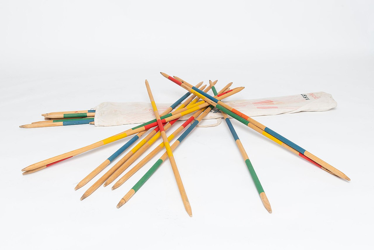 Holzstangen mit Farbcodes