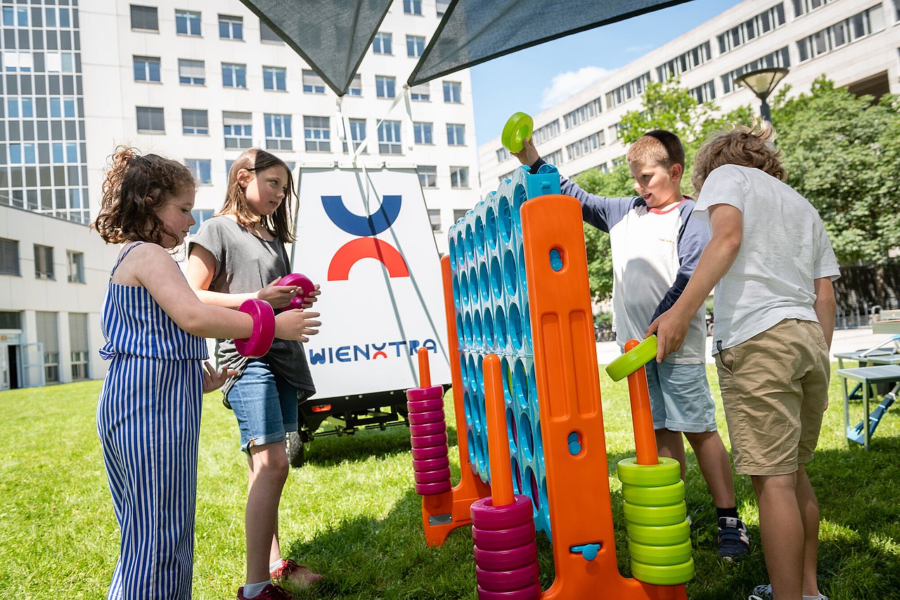 Geschicklichkeitsspiel 4 in einer Reihe