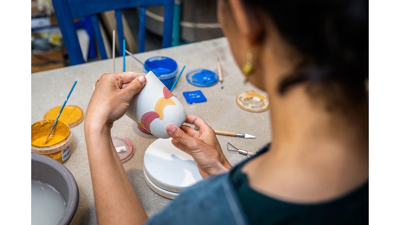 Person bemalt Keramik 