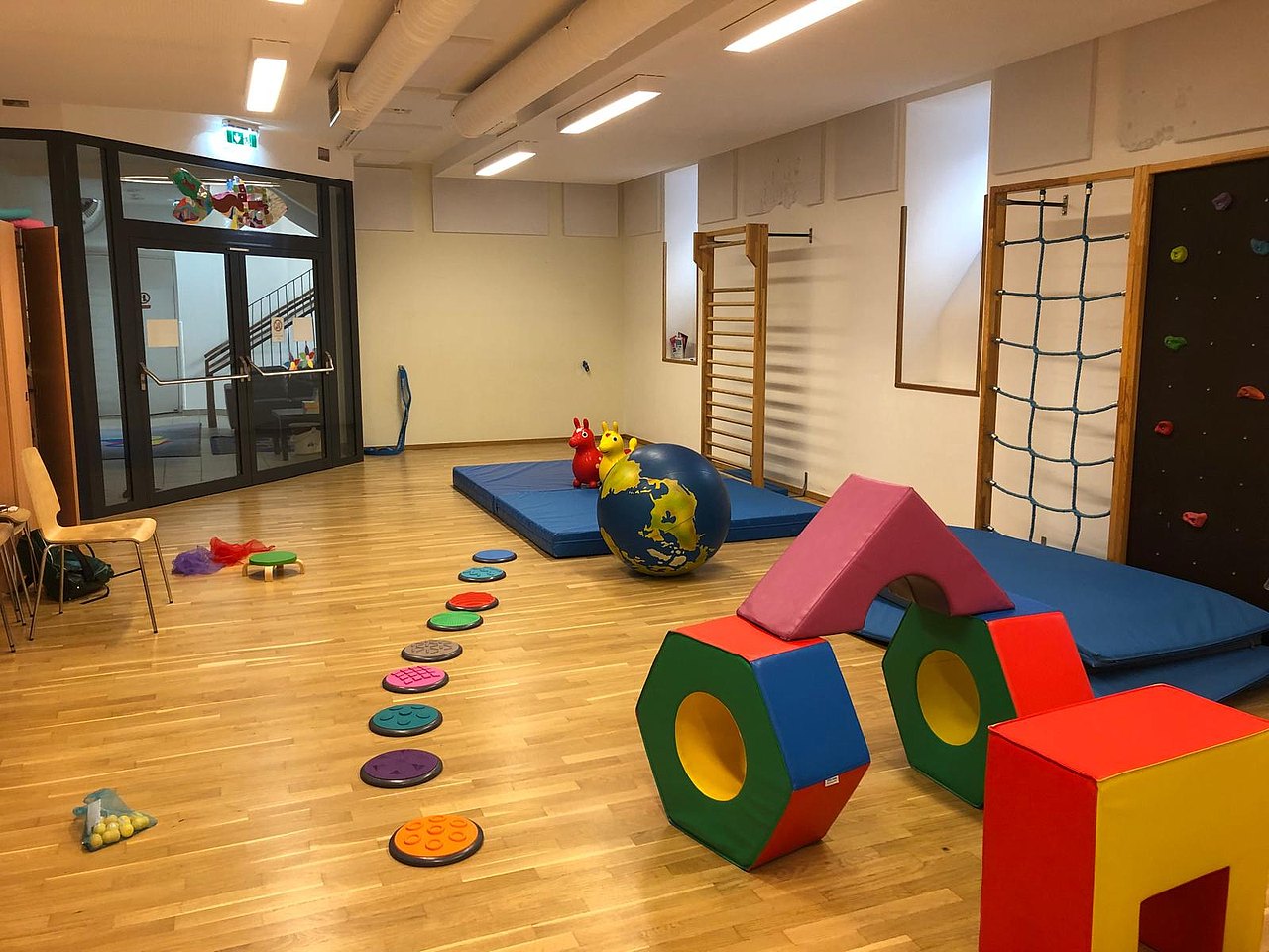 jojo Spielraum Großansicht auf Spielraum mit Bauelementen