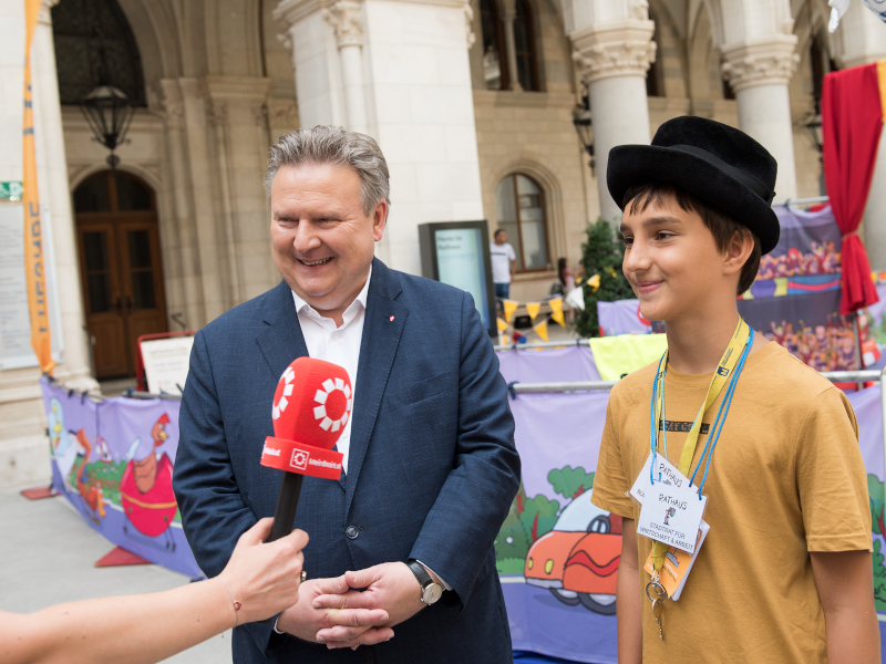 Wienopolis 4 Bürgermeister Michael Ludwig und Kinder-Bürgermeister